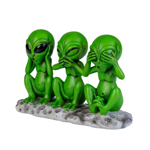 3 Wise Aliens Decorative Figurine